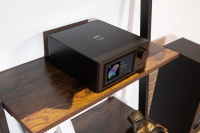 nad_c_700_3-4_above_left